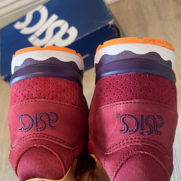 ASICS men size 8 - Picture 3 of 3